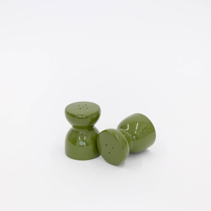 101 60s salt and pepper shaker olive green 705661