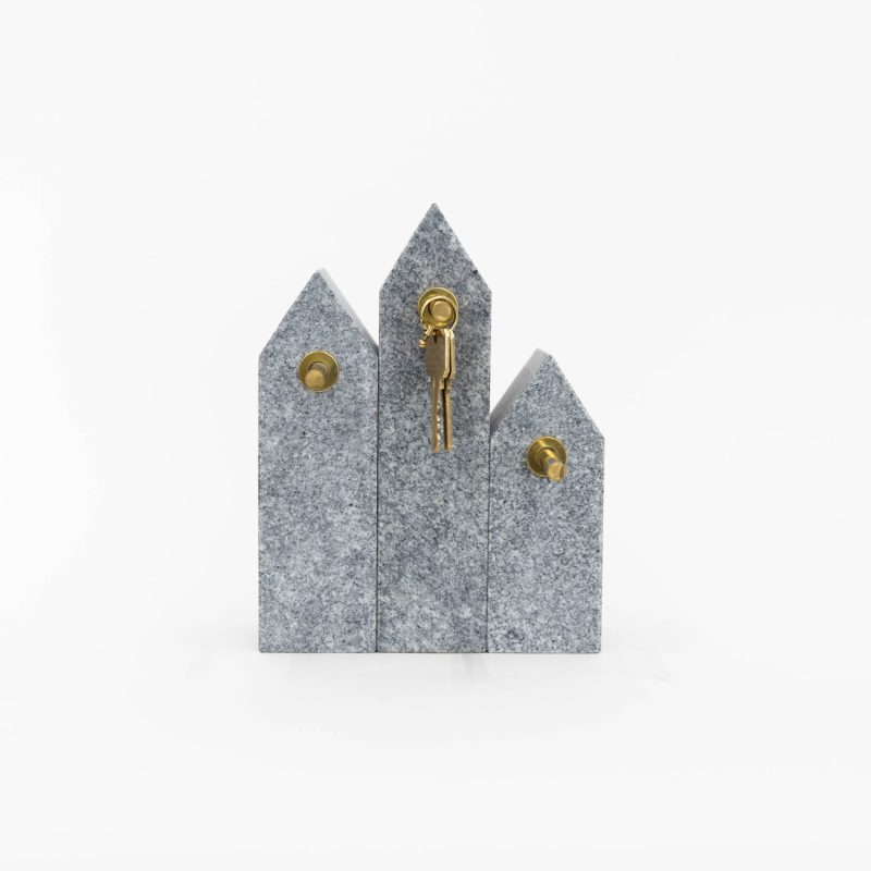 aji huis stone ornament 120084