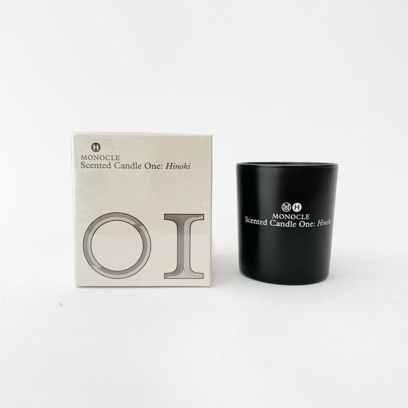 cdg mon01 e3 hinoki 165g candle 597792