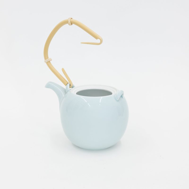 hakusan porcelain mayu teapot 129091