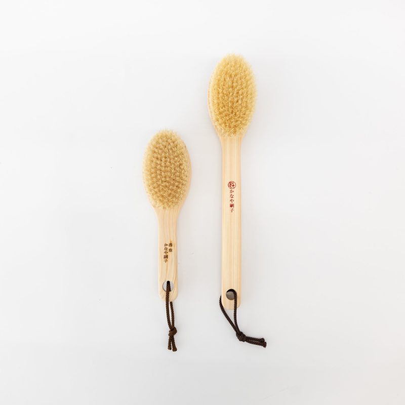 hinoki handle hog hair body brush 830369