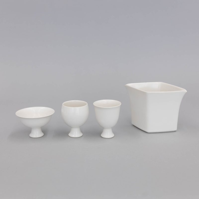 jicon sake vessels and pitcher 752432