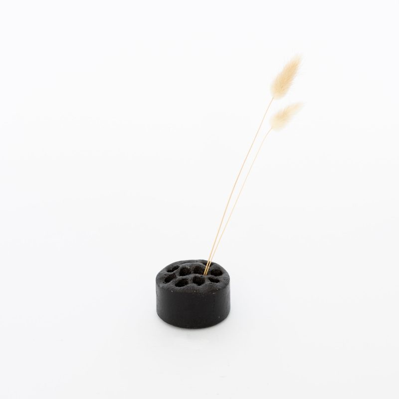 kosuga bamboo charcoal flower holder 572320