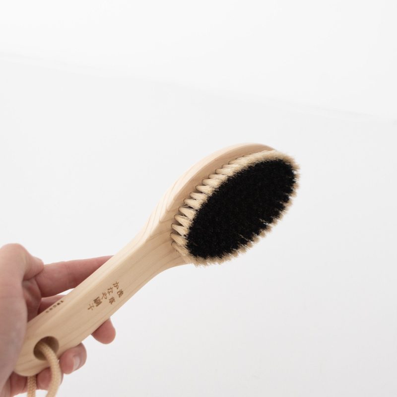 short handled horse hair body brush 297073